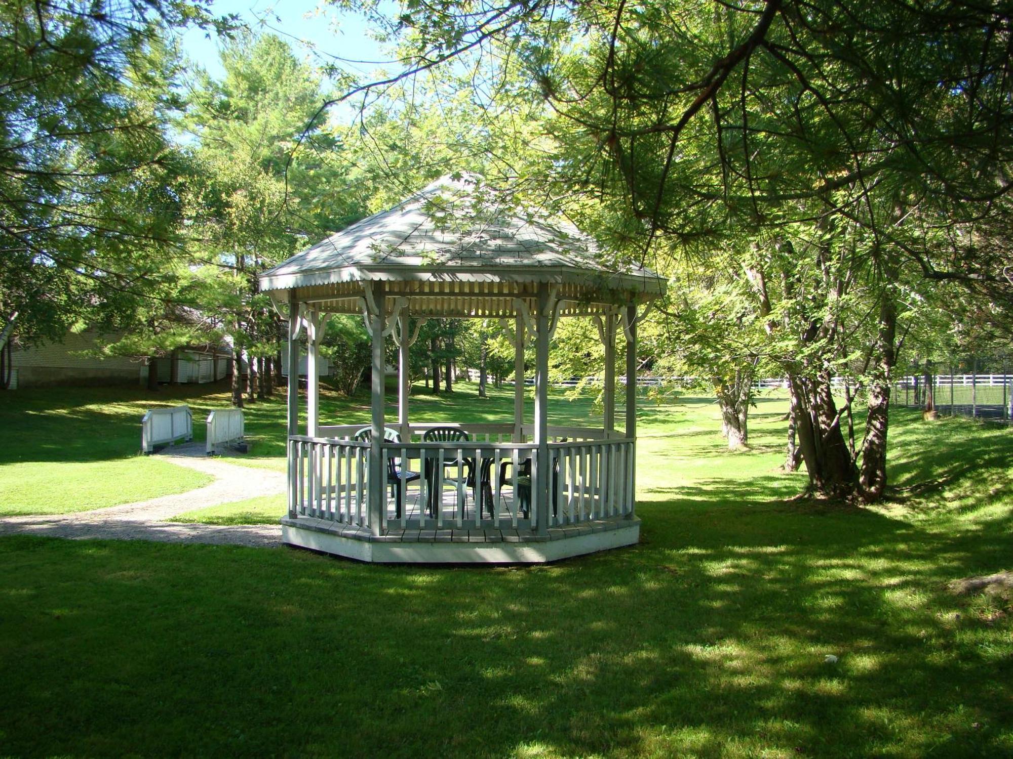 Colonial Resort-1000Islands Gananoque Dış mekan fotoğraf