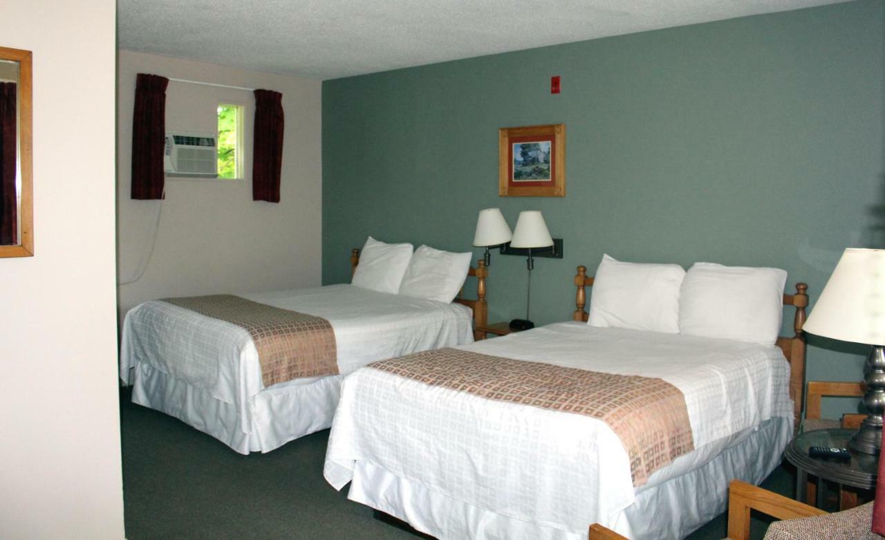 Colonial Resort-1000Islands Gananoque Dış mekan fotoğraf